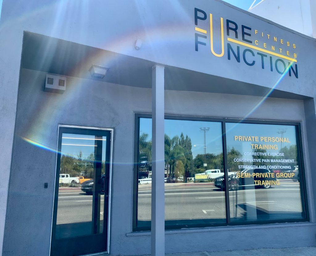 pure function fitness woodland hills outside view